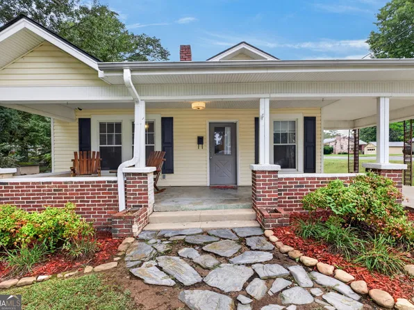 303 Bluff St, Rockmart, GA 30153