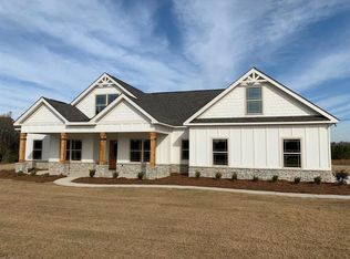 81 Boswell Rd, Phenix City, AL 36869