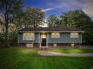 34 Laura Rd, Monroe, NY 10950