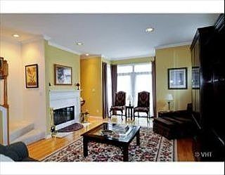 2nd image of 3614 N Lakewood Ave #A