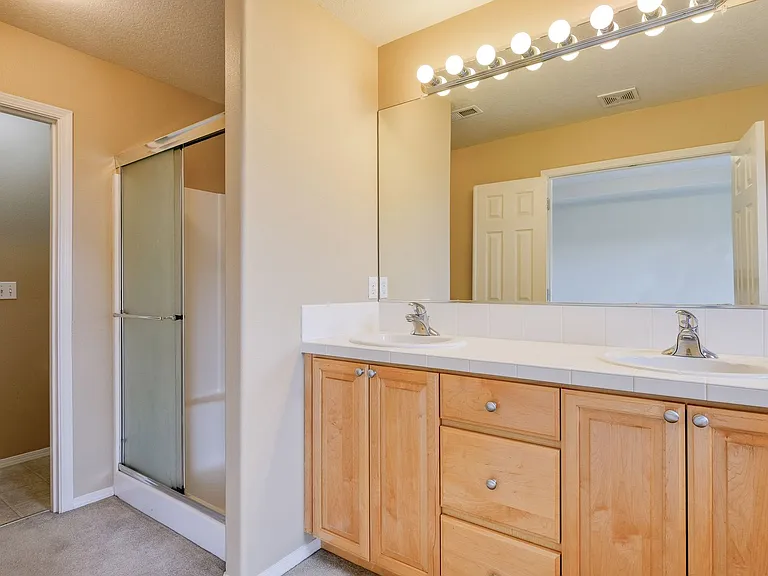 17098 Berkeley Ln — Photo 19