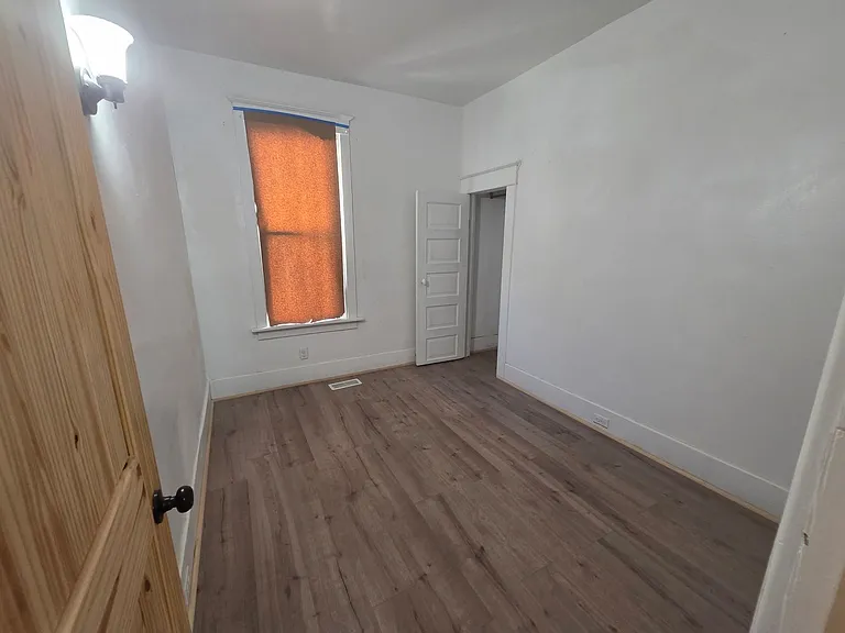 722 E 7th St #1STFL — Photo 7