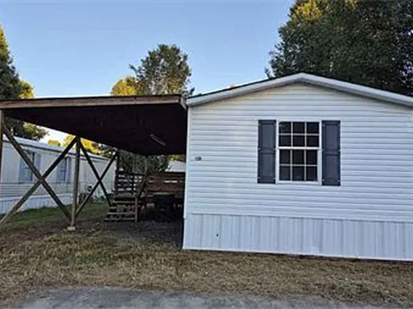 1110 Ten Point Ln, Sevierville, TN 37876