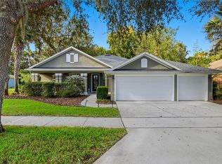 9 Creekside Dr, Palm Coast, FL 32137