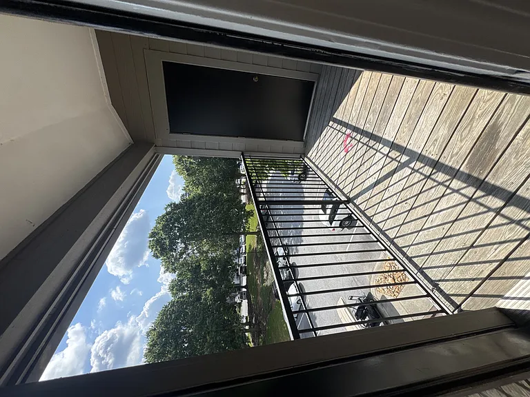 Wesley St. James Apartments at Sandy Springs — Photo 107