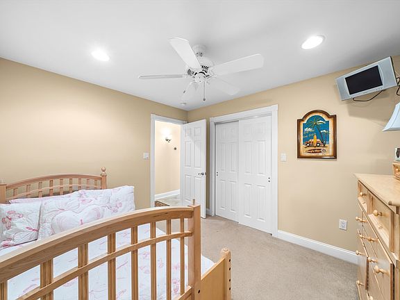 4th image of 6613 Pleasure Ave N #Sea
