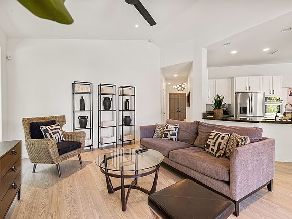 3rd image of 44226 Kings Canyon Ln
