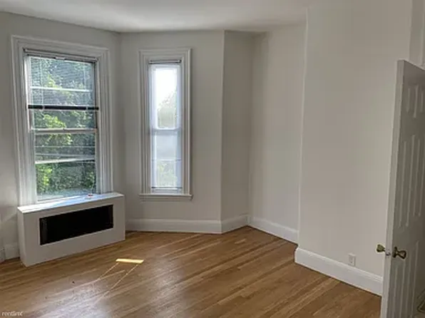 38 Newton St #1, Brighton, MA 02135