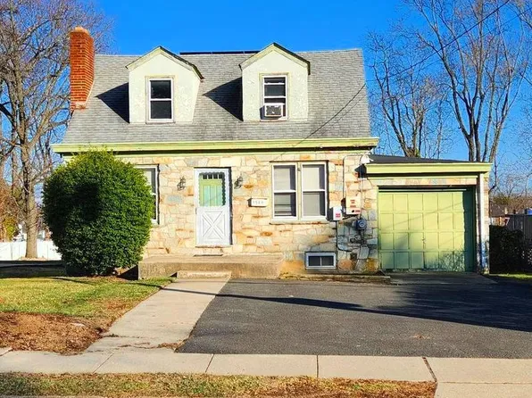 1520 Prospect St, Ewing, NJ 08638