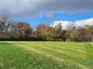 26298 W River Rd, Perrysburg, OH 43551