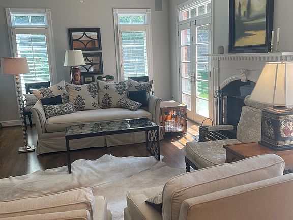 4th image of 552 Close Ln