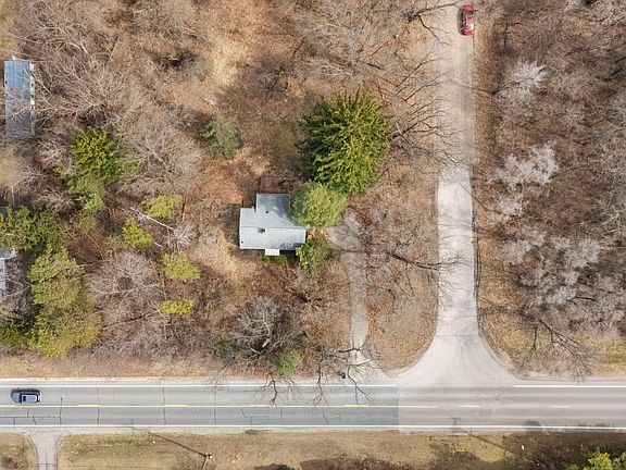 3rd image of 4985 Munger Rd