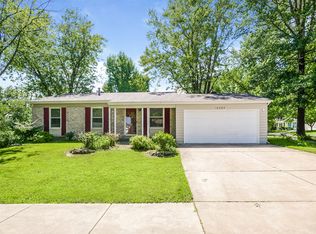 14485 Fox Manor Dr, Florissant, MO 63034