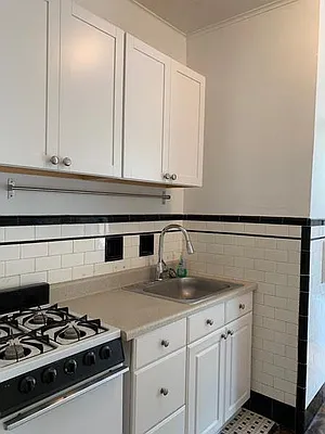 Rented by Compass | media 26