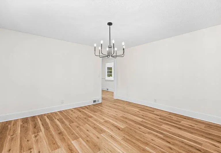 1226 Twin Oak Dr — Photo 9