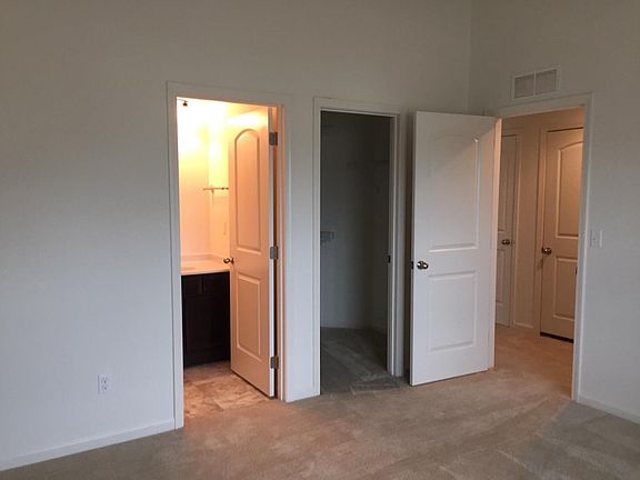 5th image of 552 Lucille Dr