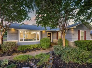 826 T C Jester Blvd, Houston, TX 77008