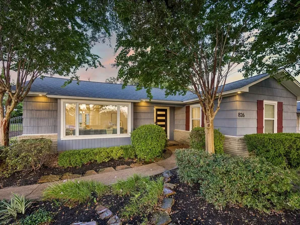 826 T C Jester Blvd, Houston, TX 77008