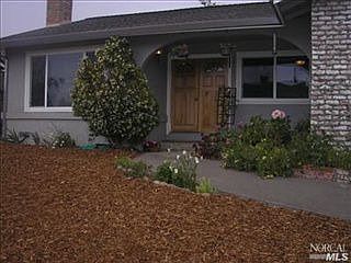 1st image of 925 Samuel Dr