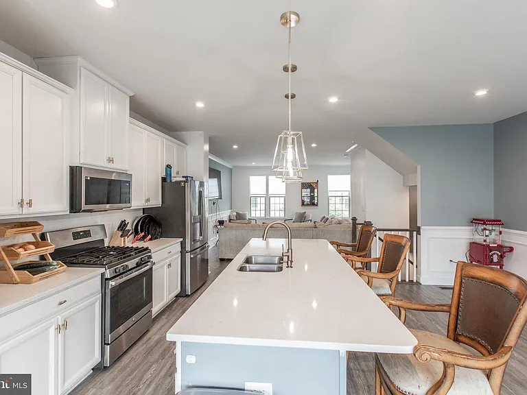18105 Red Cedar Rd — Photo 16