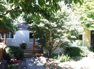 2716 NE 89th St, Seattle, WA 98115