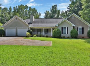695 Martins Chapel Rd, Lawrenceville, GA 30045
