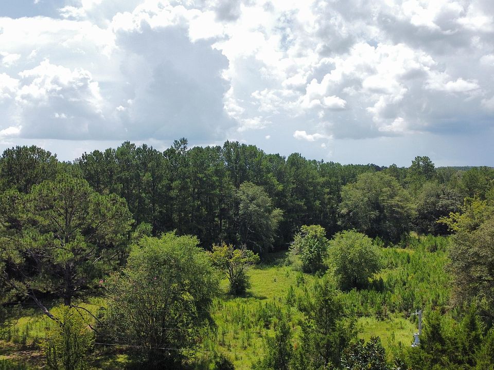 2nd image of 6072 Highway 393