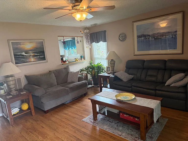 1115 Woodcock Ln — Photo 8