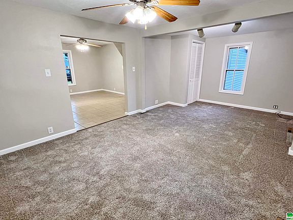 3rd image of 4418 Polk St