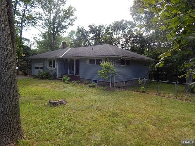 2nd image of 117 Ridge Rd