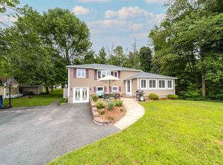 8 W Shore Dr, Sandown, NH 03873