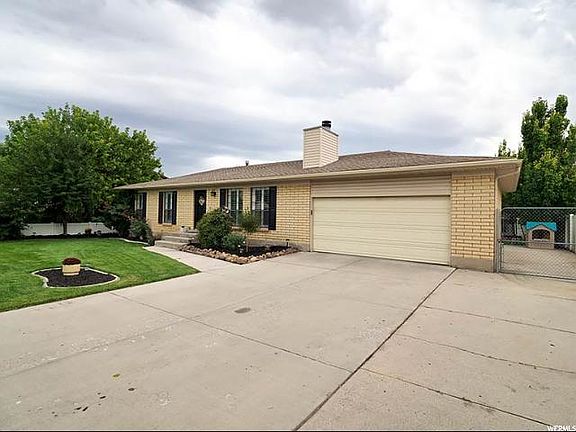 2nd image of 1987 W Western Charm Dr