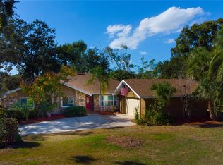 547 Oleander Way S, Saint Petersburg, FL 33707