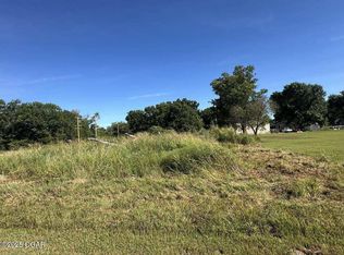 216 McClung Ave, West Mineral, KS 66782