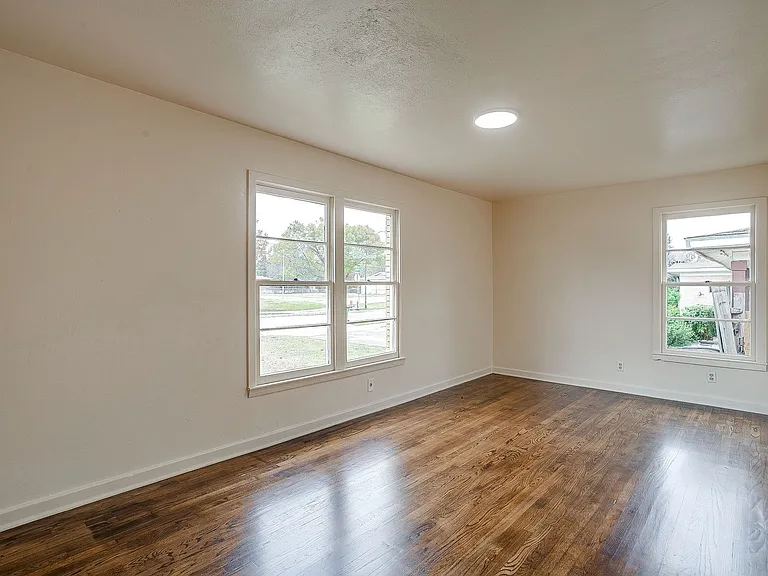4315 Mackey Dr — Photo 16