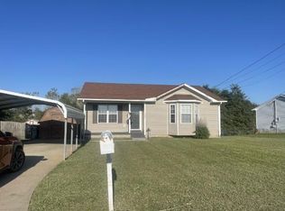 522 Potomac Dr, Oak Grove, KY 42262