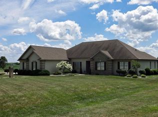 240 W Rue Dijon, Columbia City, IN 46725