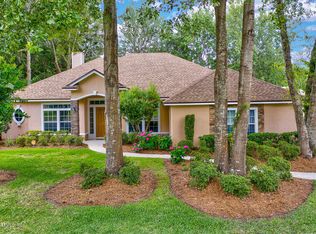 8651 Riverwood Dr, Yulee, FL 32097