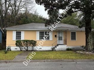 2009 California Ave, Savannah, GA 31404