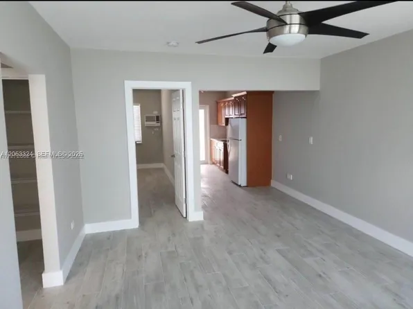 8035 Byron Ave APT 2, Miami Beach, FL 33141
