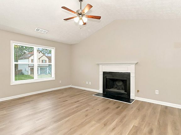 5th image of 1118 Marina Ln