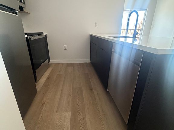 2nd image of 484 Market St #502