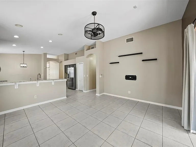 13804 Sigler St — Photo 15