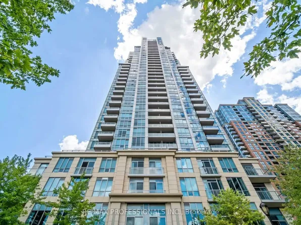 15 Viking Ln, Toronto, ON