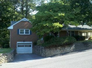 3033 Timberlane Ave, Roanoke, VA 24018