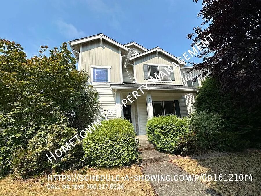 Dupont Beauty! 3 Bedroom plus Bonus Room - Available NOW! — Photo 1