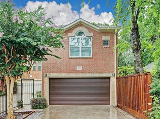 5606 Larkin St, Houston, TX 77007