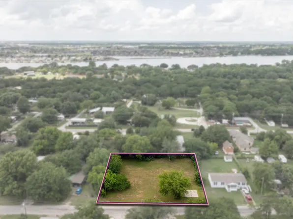 1516 Alamo Dr, Granbury, TX 76048