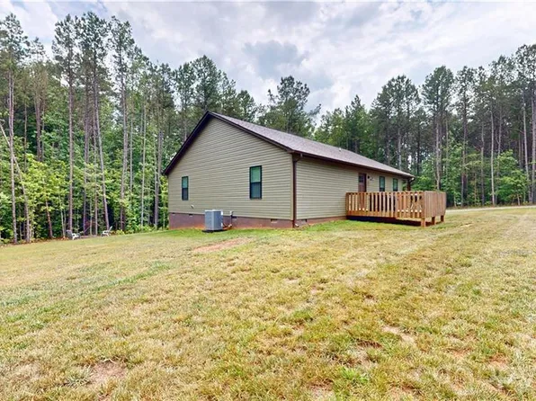 985 Wafford Cir, Lexington, NC 27292