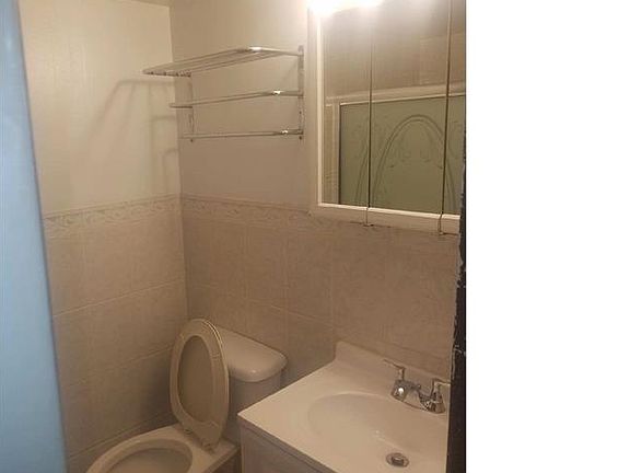 5th image of 7129 Lindbergh Blvd #1
